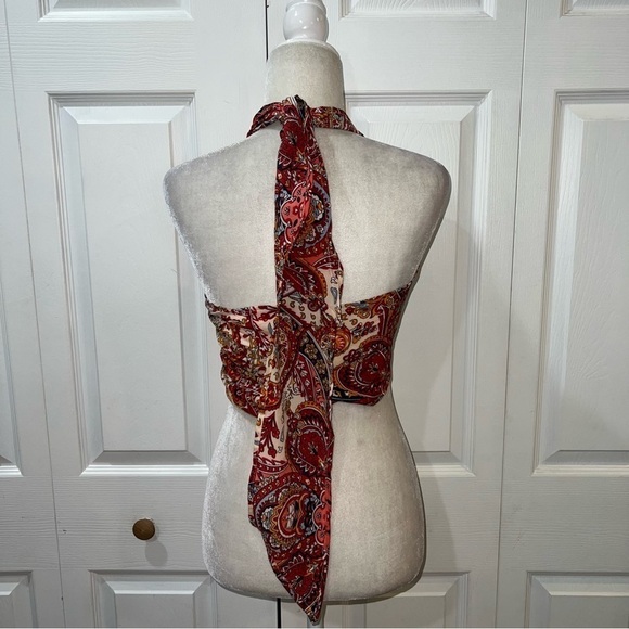 2/$25 Shein Floral Print Wrap Backless Top - Picture 4 of 4